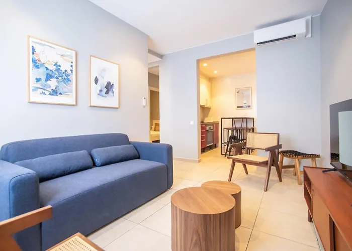 P1Mal1091- Fantastic 3Bed Steps Away From Sagrada